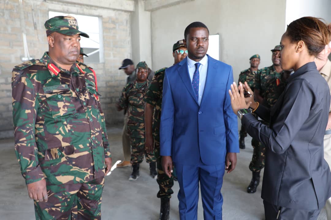 Waziri akagua Ujenzi wa Hospitali ya Jeshi – Msalato
